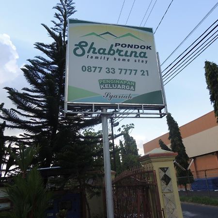 Shabrina Homestay Syariah Kalasan Dış mekan fotoğraf